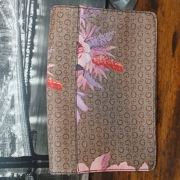 Guess Brown Clutch with Floral Design - Picture 5 of 11